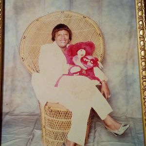 Meet your Posher, Ella